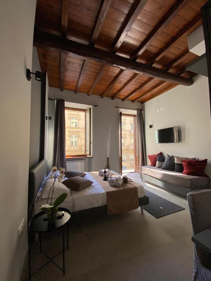Soha Piazza Di Spagna Boutique Roma Exterior foto