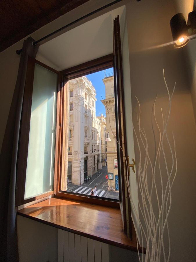 Soha Piazza Di Spagna Boutique Roma Exterior foto